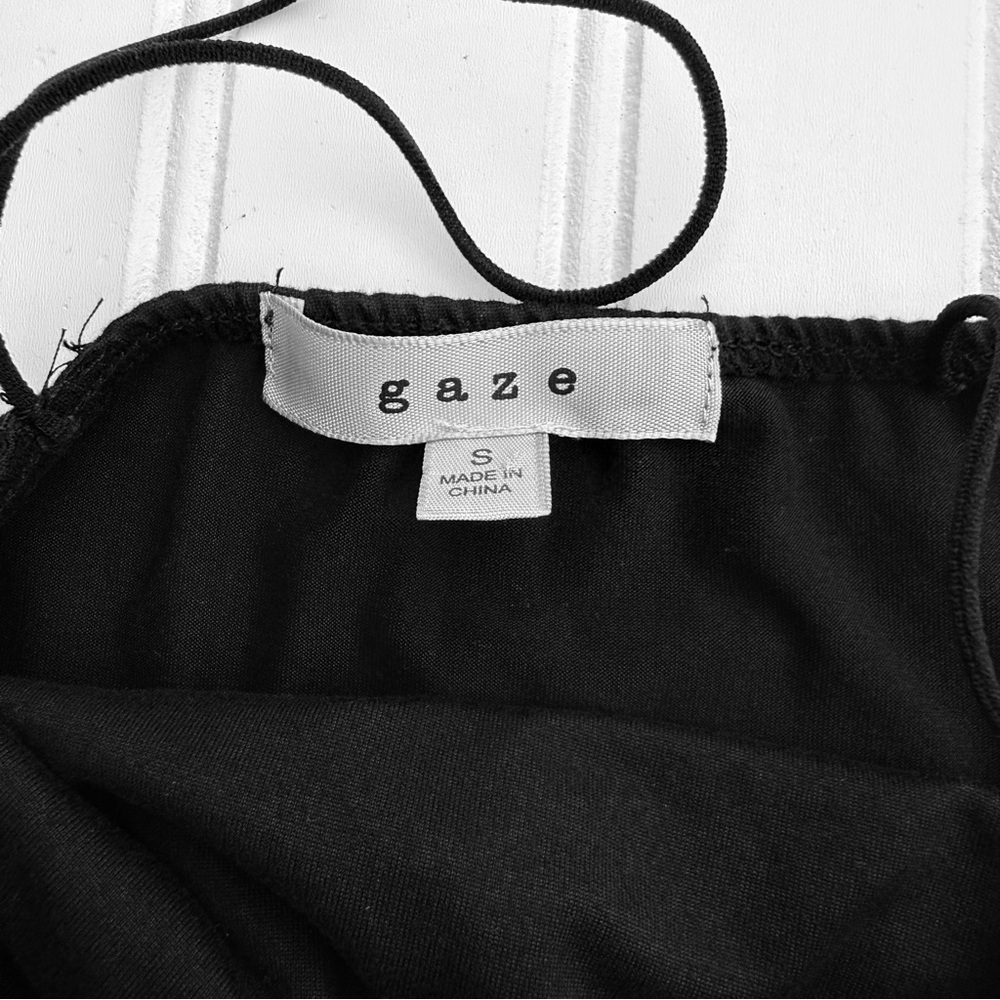 Gaze Elegant Black Tank Crop Top - Picture 3 of 5